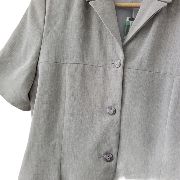 Grey Short Sleeve Women's  Blazer Shacket Jacket Size 8 - Picture 6 of 9